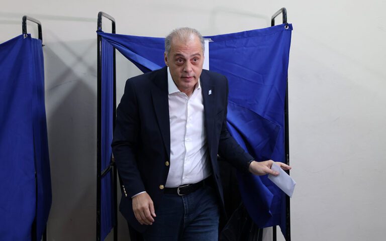 Εκλογές: Ποιος παράτησε τον Βελόπουλο;
