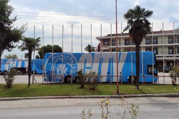 Μάντσεστερ Σίτι: Στην Ελλάδα τα πούλμαν της – Ποιος είναι ο λόγος