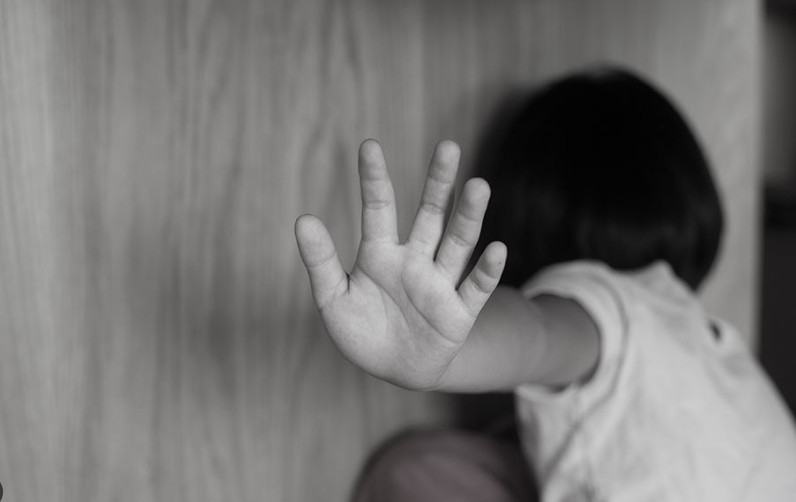 Στη φυλακή 59χρονος στην Κρήτη για τη σεξουαλική κακοποίηση της 11χρονης ανιψιάς που μεγάλωνε από μωρό