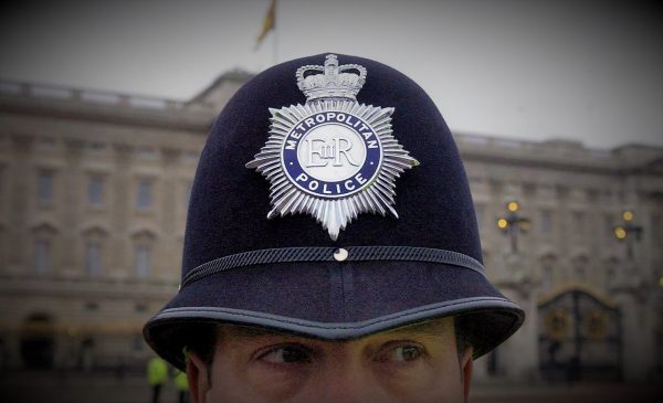 Έρευνα: Ένας πιθανός στρατός ένστολων βιαστών στην Αγγλία;