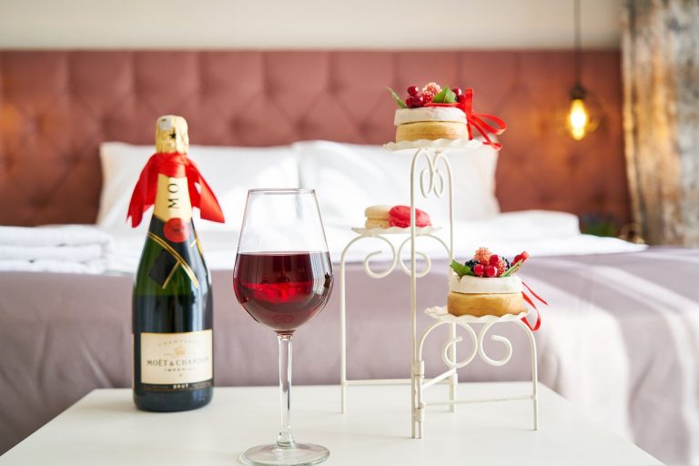 Οι πιο περίεργες παραγγελίες που έχουν γίνει σε ξενοδοχεία