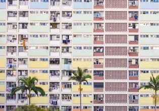 Πώς η κοινωνική στέγαση μπορεί να σώσει τις πόλεις του 21ου αιώνα