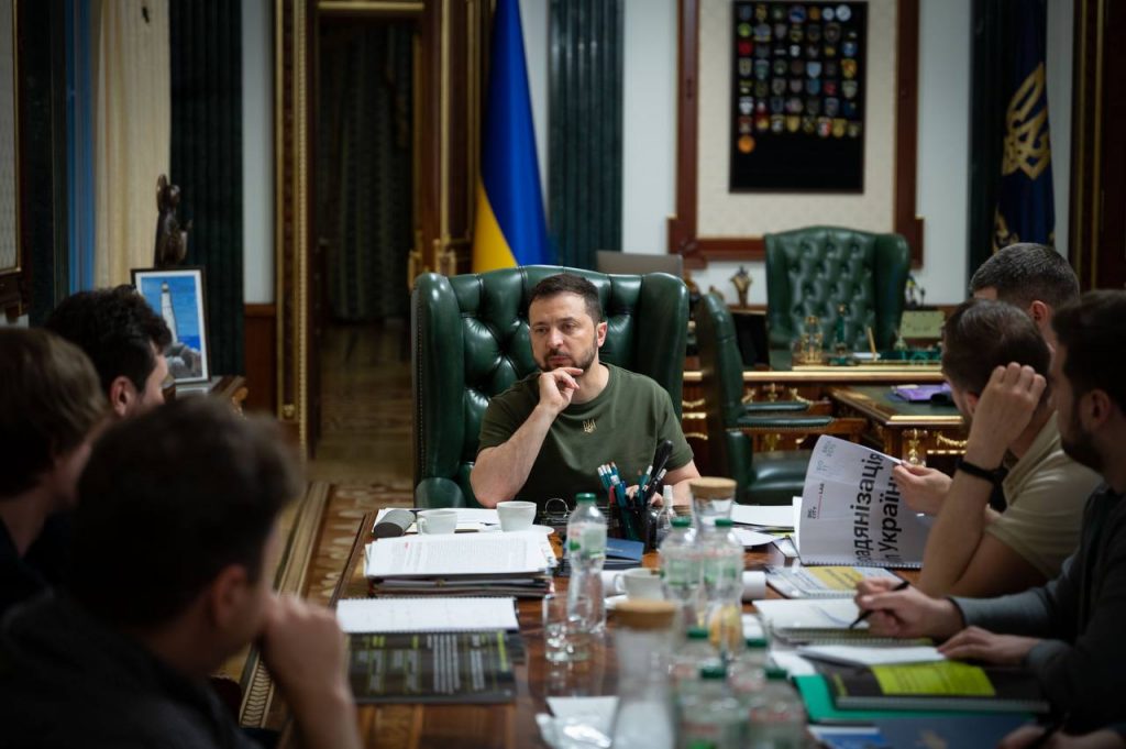 Πόλεμος στην Ουκρανία: «Η Ρωσία προετοιμάζει τρομοκρατική επίθεση», λέει ο Ζελένσκι