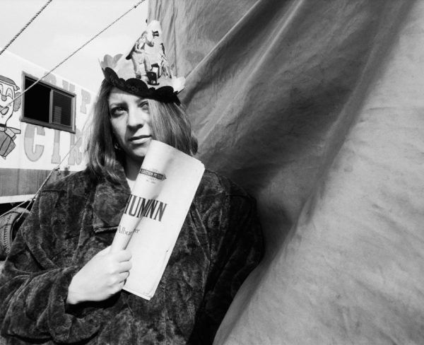 Λένα Πλάτωνος: Με Φαραντούρη, Γαλάνη και Κων/νο Βήτα στον Κήπο του Μεγάρου