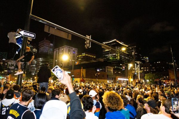 Σοκ στο Ντένβερ: Πυροβολισμοί και τραυματίες, στους πανηγυρισμούς για τους Νάγκετς