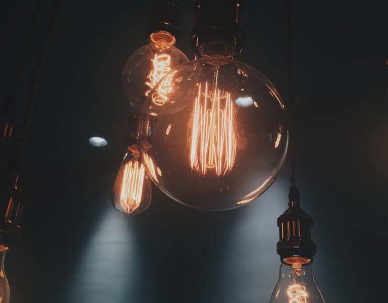 Διακοπή ρεύματος σε πολλές περιοχές της Αττικής – Πότε θα αποκατασταθεί η ηλεκτροδότηση