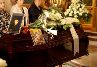 Βασίλης Κωνσταντινίδης: Το τελευταίο «αντίο» στον ντράμερ των Idols