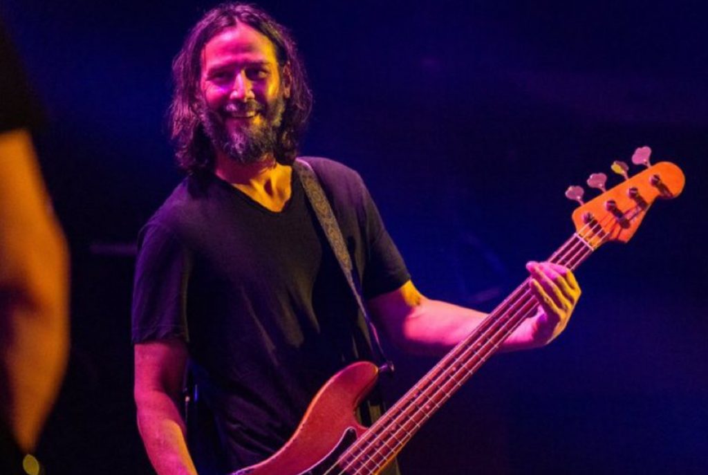 Κιάνου Ριβς: Ξανά στη σκηνή με τους Dogstar σε συναυλία στο Λος Άντζελες