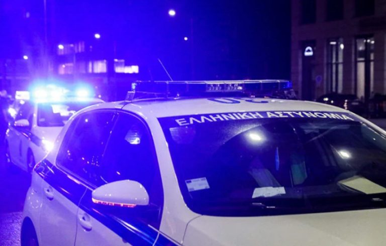 «Μάχη» ηλικιωμένου με ληστή στο διαμέρισμά του στον Νέο Κόσμο – Ο δράστης τον χτύπησε με αλυσίδα στο κεφάλι