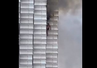 Δύο νεκροί από φωτιά σε πολυκατοικία στο Βερολίνο – Πήδηξαν από τον 12ο όροφο για να σωθούν [Βίντεο]