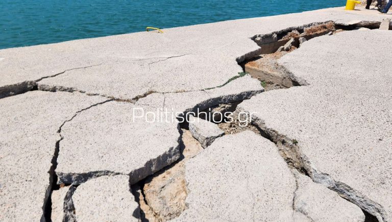Επιβατικό πλοίο προσέκρουσε στο λιμάνι της Χίου – Μετέφερε 277 επιβάτες