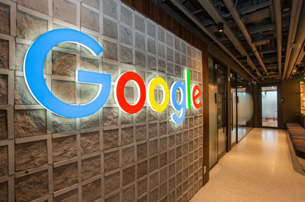 Μία ημέρα στα κεντρικά της Google στη Νέα Υόρκη – Play room, πατίνια και διάδρομοι γυμναστικής