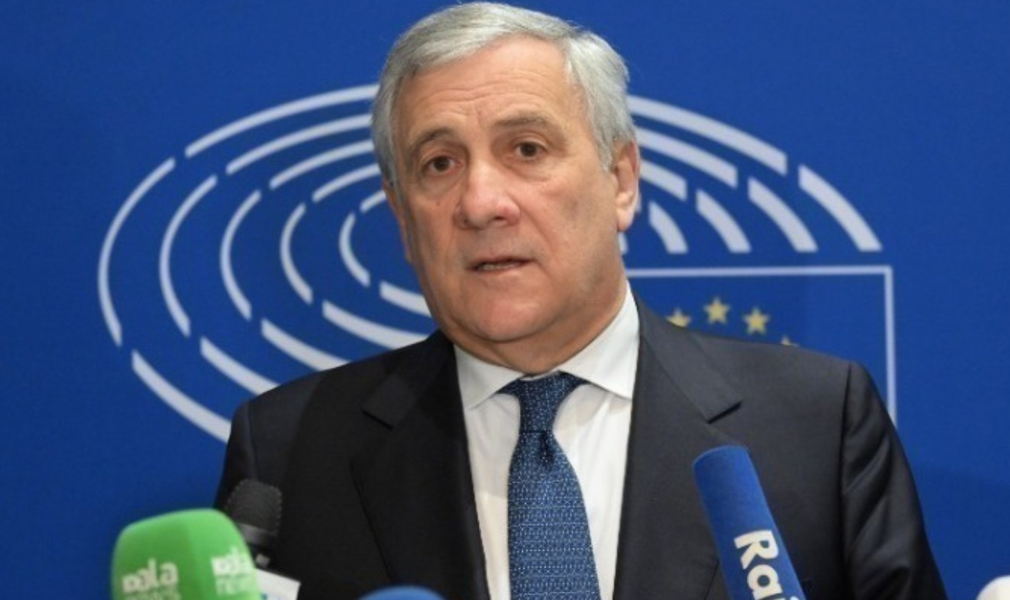 Italia: Antonio Tajani sostituisce Silvio Berlusconi alla guida di Forza Italia