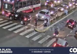 Αργεντινή: Σοκαριστικό τροχαίο με πλαγιομετωπική σύγκρουση – Γυναίκα σώθηκε από θαύμα