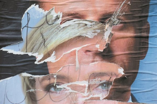 Γαλλία: Το όνειρο της Μαρίν Λεπέν ίσως γίνει εφιαλτική πραγματικότητα…