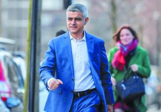 «Βρείτε τρόπο να μοιράζεστε τα Γλυπτά του Παρθενώνα»