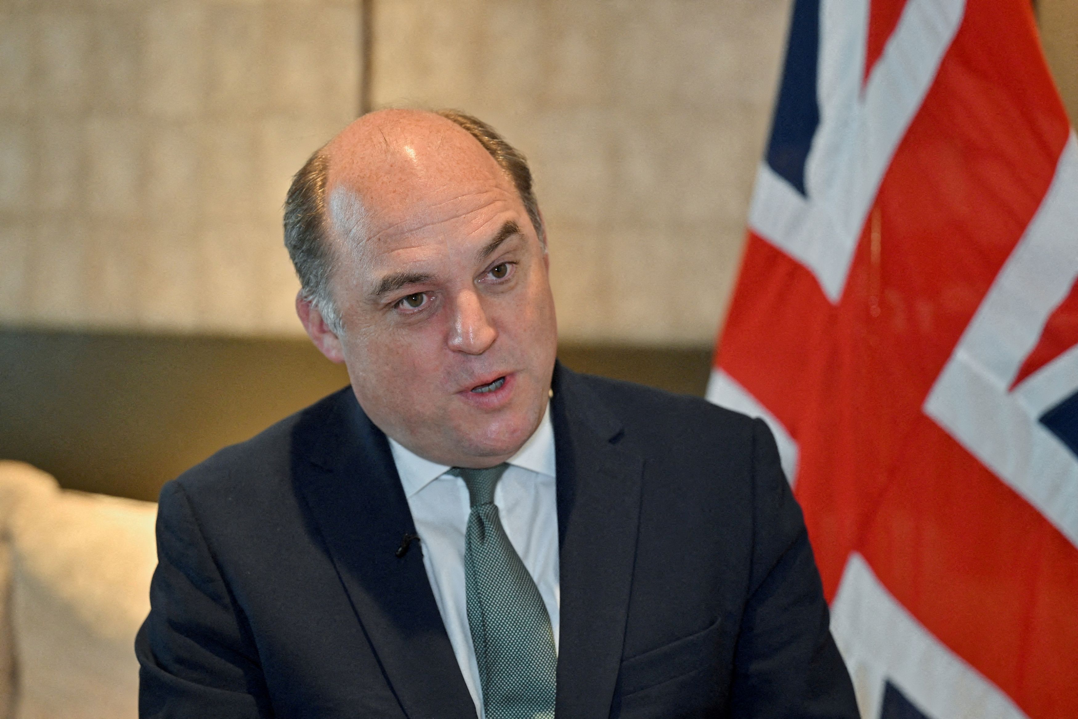 Μπεν Γουάλας: Αποχωρεί ο Βρετανός υπουργός Άμυνας