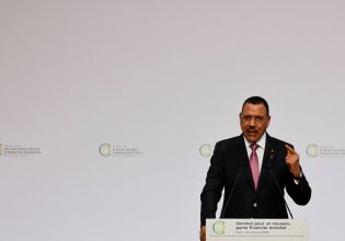 Πραξικόπημα στον Νίγηρα: «Η δημοκρατία θα επιβιώσει» ανέφερε ο Μπαζούμ