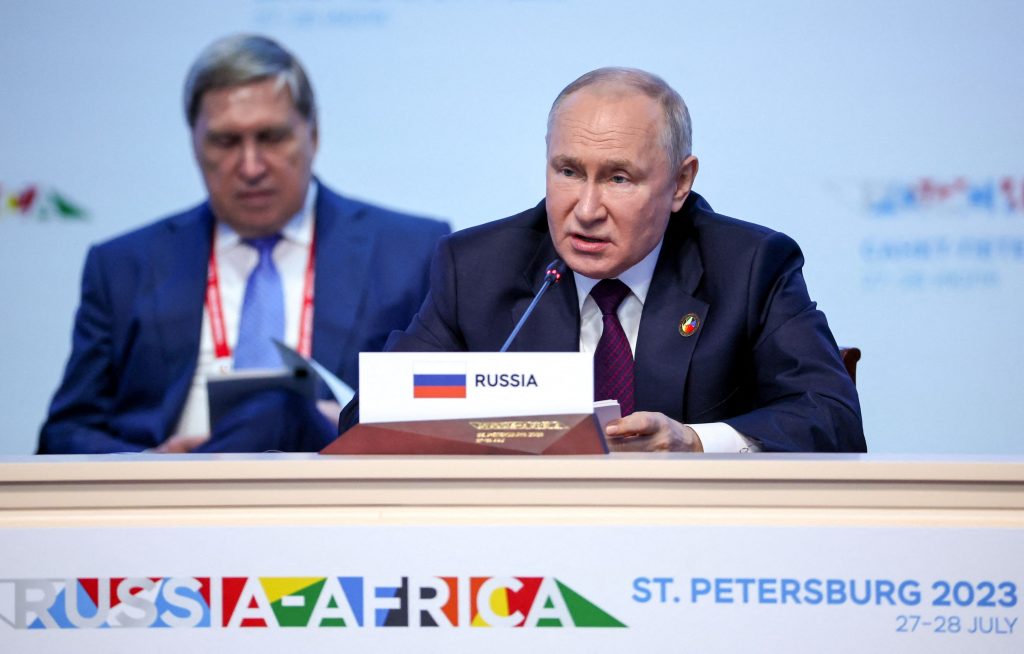 Βλαντίμιρ Πούτιν: Η Μόσχα είναι έτοιμη να συζητήσει τη σύγκρουση με την Ουκρανία αλλά το Κίεβο αρνείται