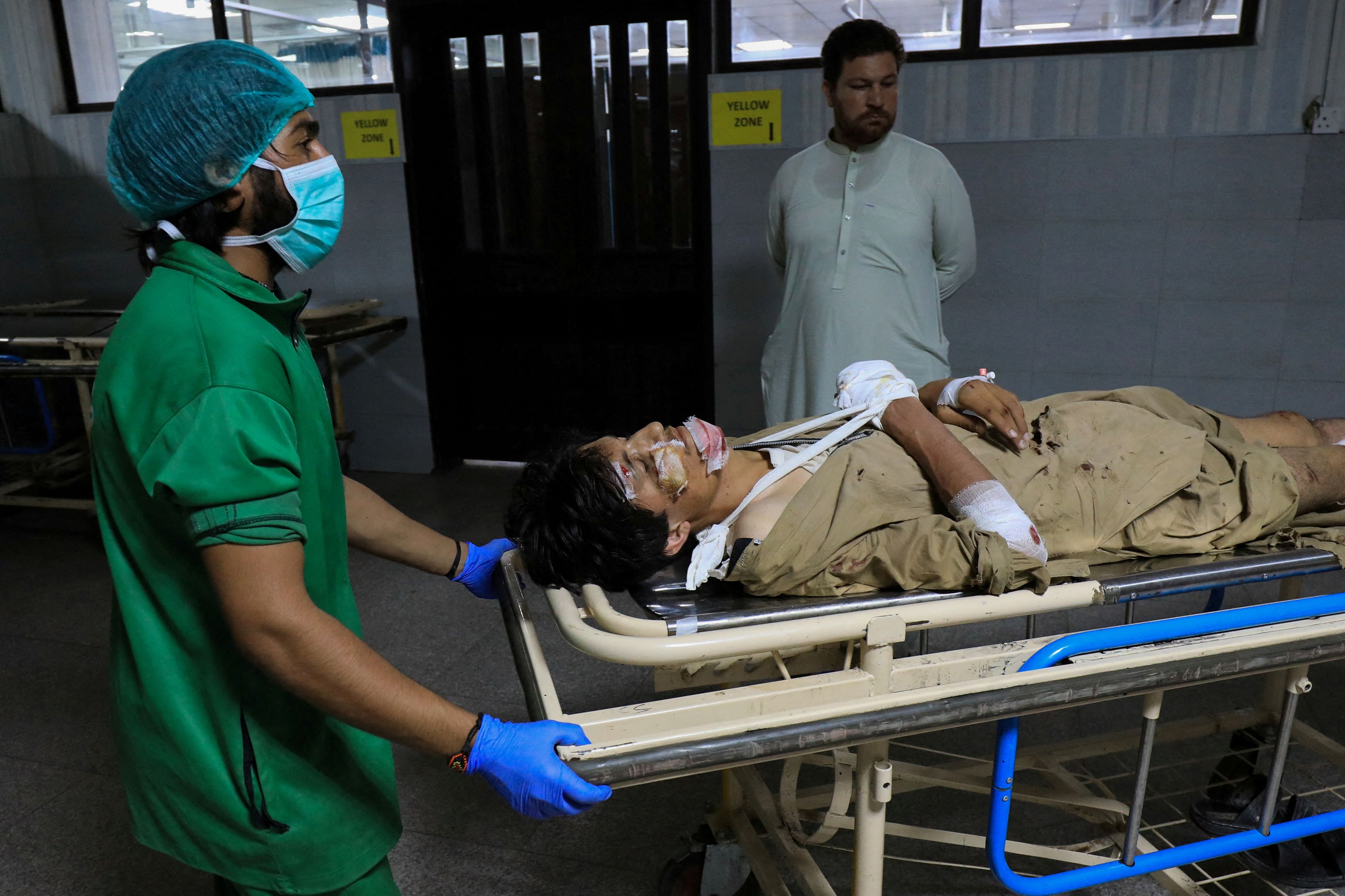 Πακιστάν: Η στιγμή της βομβιστικής επίθεσης σε πολιτική συγκέντρωση (Σκληρές εικόνες)