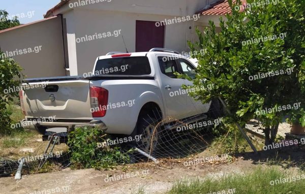 Λάρισα: Το σημείο που έπεσε νεκρός ο 20χρονος από πυρά αστυνομικών μετά από καταδίωξη