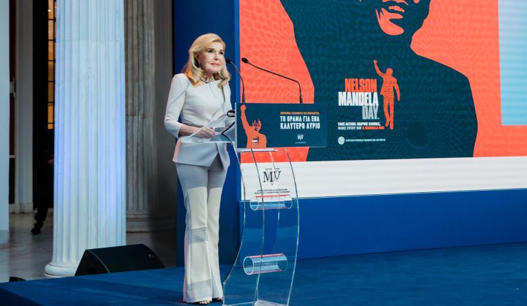 Σε στενό οικογενειακό κύκλο η εξόδιος ακολουθία της Μαριάννας Βαρδινογιάννη