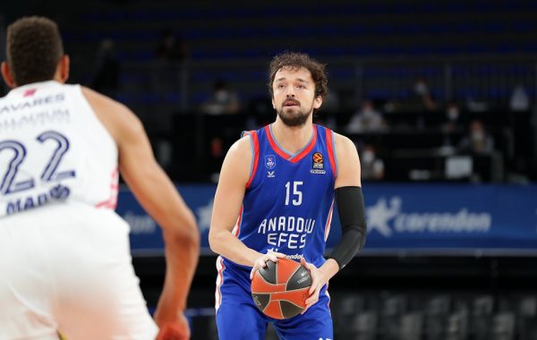 Παίρνει Σανλί η Φενέρ