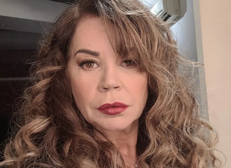 Ελένη Δήμου: «Οι θρησκείες δημιουργήθηκαν για να φοβούνται οι άνθρωποι»