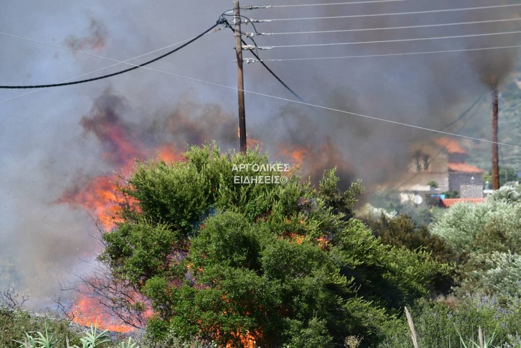 Επίδαυρος: Φωτιά κοντά στο χωριό Μετόχι