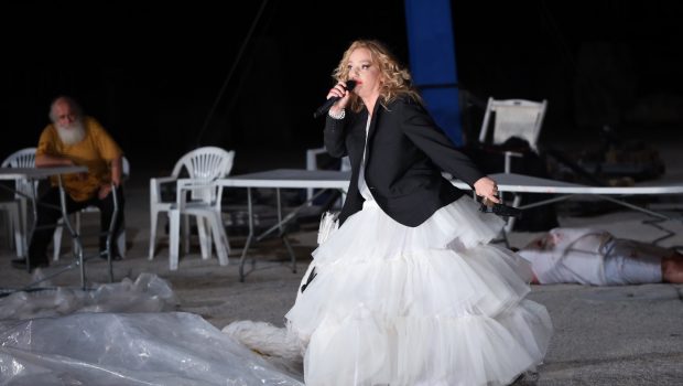 Should she “play” Lena Kitsopoulou in Epidaurus?