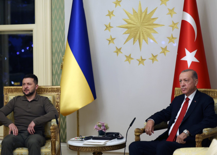 Πώς ο Ζελένσκι έκανε… «Τούρκο» τον Ερντογάν; – Τι συζήτησαν οι δύο ηγέτες στην Τουρκία
