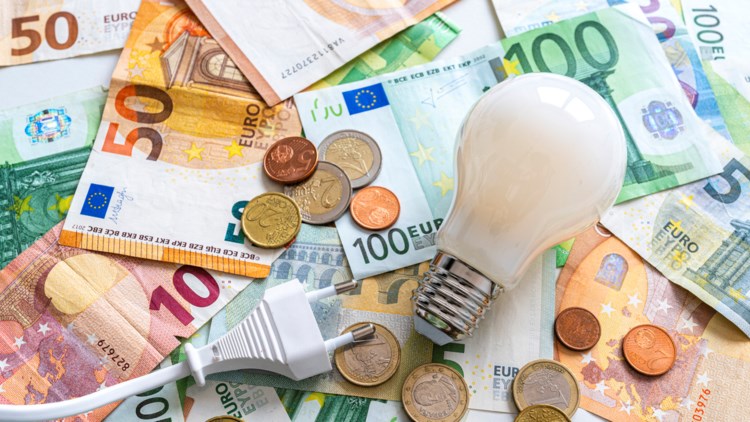 Ρεύμα: Τρία μέτρα για στήριξη ευάλωτων και περιορισμό κακοπληρωτών