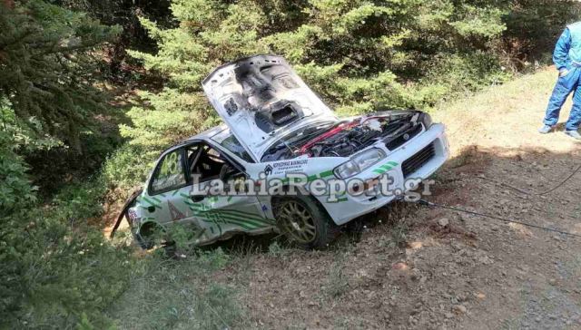 Ατύχημα στο Ράλλυ Φθιώτιδας – Εικόνες από το «λαβωμένο» Subaru Impreza