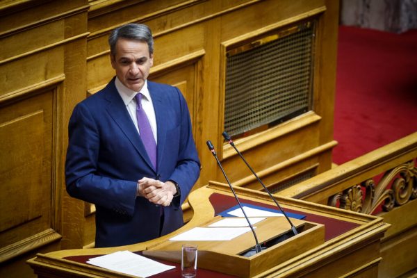 Μητσοτάκης: Κατατίθεται νόμος με τον οποίο αίρονται τα εμπόδια για την ψήφο των Ελλήνων του εξωτερικού
