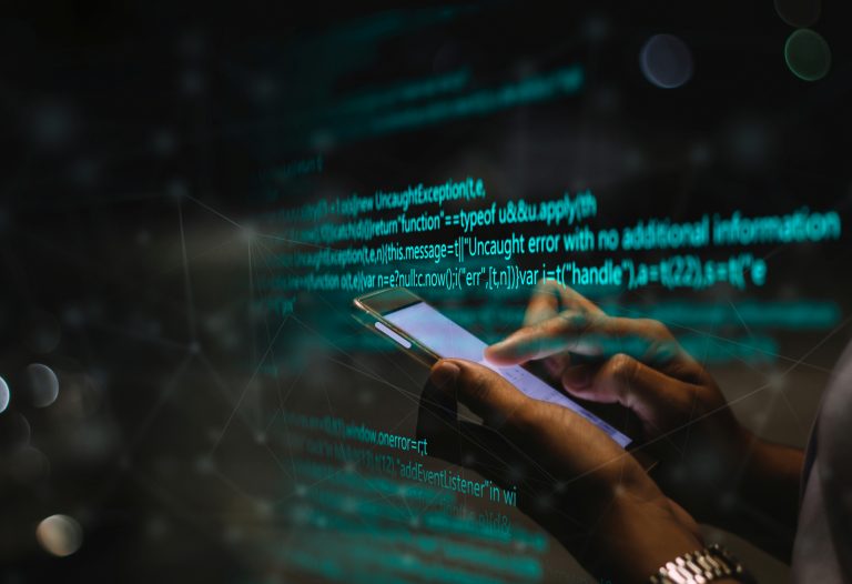 Αυτά είναι τα τρία SMS που έλαβε μέσω Predator ο Ανδρουλάκης