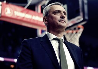 Μπλόκο οπαδών σε Ράντονιτς