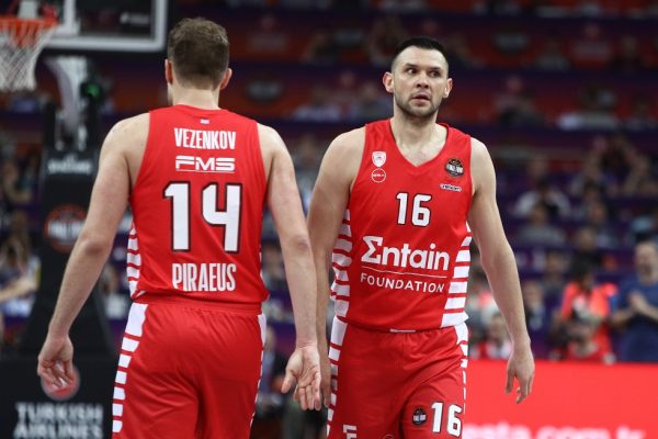 Παπανικολάου σε Βεζένκοφ: «Ζήσε τις στιγμές που εσύ δημιούργησες» (pic)