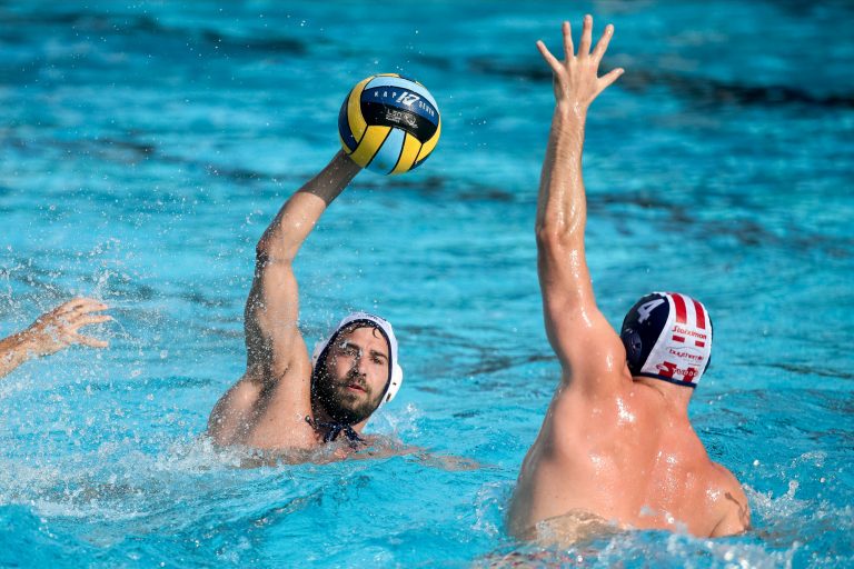 «Μάγκες ψηλά το κεφάλι»