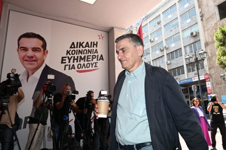Τσακαλώτος: Κάθε κόμμα πρέπει να έχει ξεκάθαρη ταυτότητα και αφετηρία