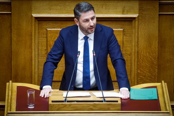 Ανδρουλάκης για πυρκαγιές: «Οι ευθύνες είναι μεγάλες και πρέπει να αποδοθούν»