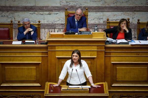 Κωνσταντοπούλου: Λοιδορήθηκα για την καρδούλα, όμως η αγάπη είναι εκείνη που μπορεί να κινήσει το Σύμπαν