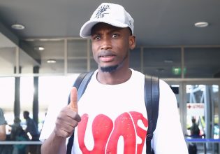 Στη Θεσσαλονίκη για τον ΠΑΟΚ ο Μπάμπα (pic)