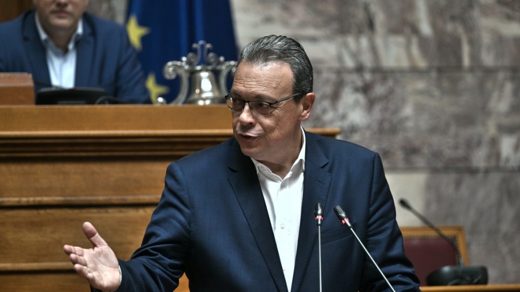 Φάμελλος: Ο ΣΥΡΙΖΑ δεν θα επιτρέψει την υποβάθμιση και απαξίωση των κοινοβουλευτικών διαδικασιών