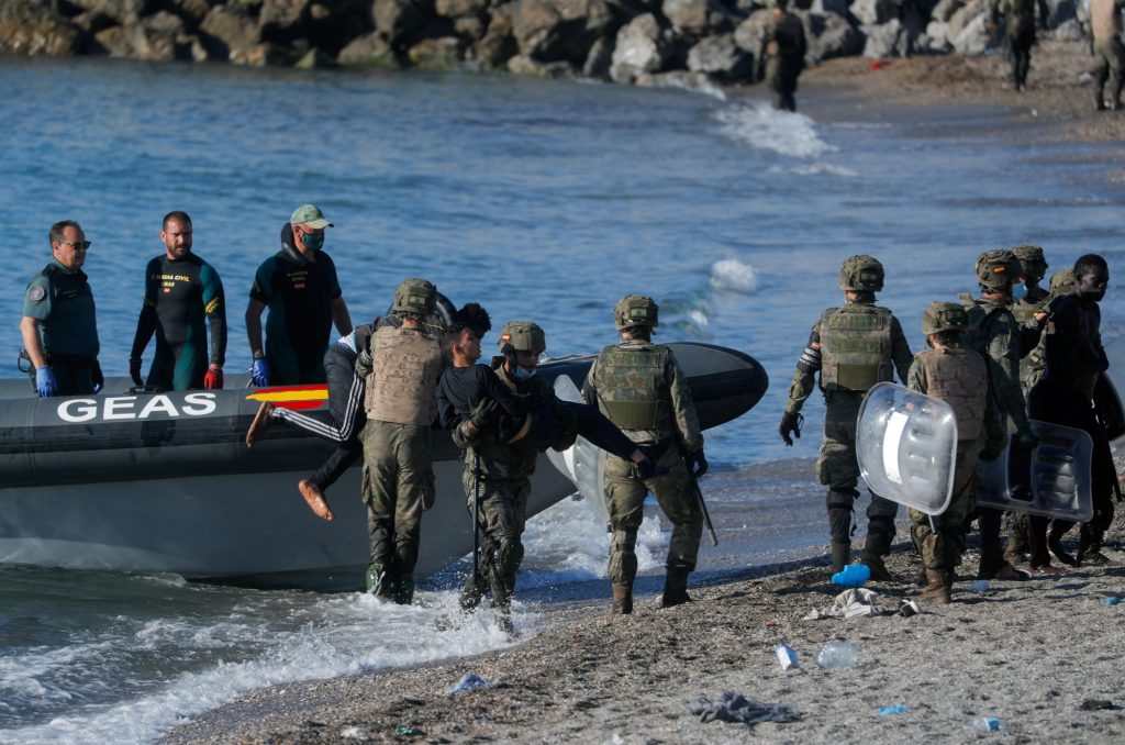 Μετανάστες: Νεκροί πέντε Μαροκινοί σε νέο ναυάγιο