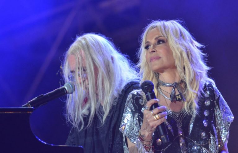 Άννα Βίσση: 20.000 θεατές γιόρτασαν μαζί της τα 50 χρόνια στο τραγούδι.