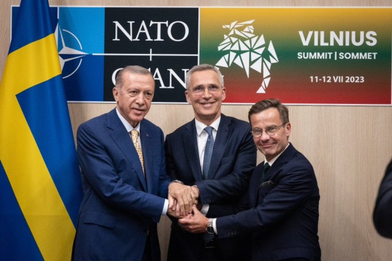 Βίλνιους: Πράσινο φως από τον Ερντογάν για την ένταξη της Σουηδίας στο ΝΑΤΟ