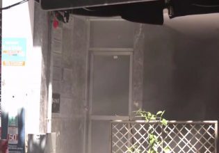 Θεσσαλονίκη: Ξέσπασε φωτιά στο κλιμακοστάσιο πολυκατοικίας – Απεγκλωβίστηκαν 3 άτομα