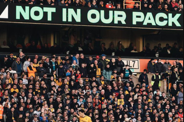 Γουλβς: Πρόστιμο 116.000 ευρώ για ομοφοβικά συνθήματα στο ματς με την Τσέλσι