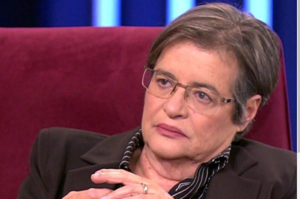 Ντέπυ Γκολεμά: «Δεν χρειάζεται τόση… χλαπαταγή στην τηλεόραση»