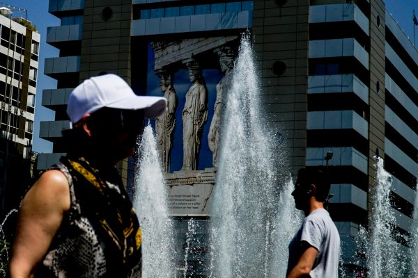 Πολιτική Προστασία: Νέο κύμα καύσωνα με 44άρια από την Πέμπτη – Οι συστάσεις προς τους πολίτες